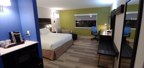 holiday inn express rolling meadows schaumburg area