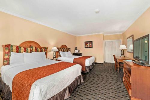 Lemon Tree Hotel & Suites Anaheim,Los Angeles>>Anaheim,3 star
