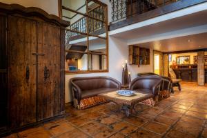hotel pepper tree boutique kitchen studios anaheim
