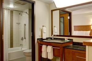 Hyatt Place Riverside Downtown,Los Angeles>>Colton,3 star