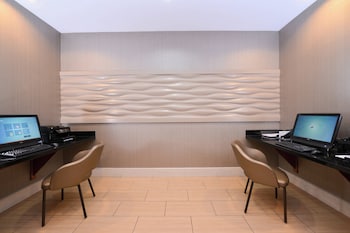 springhill suites by marriott corona riverside