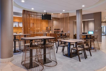 Springhill Suites By Marriott Irvine,Irvine>>Costa Mesa,3 star