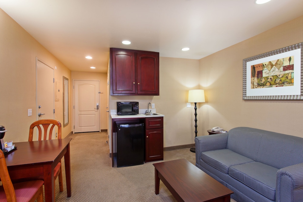 holiday inn express los angeles airport hawthorne by ihg