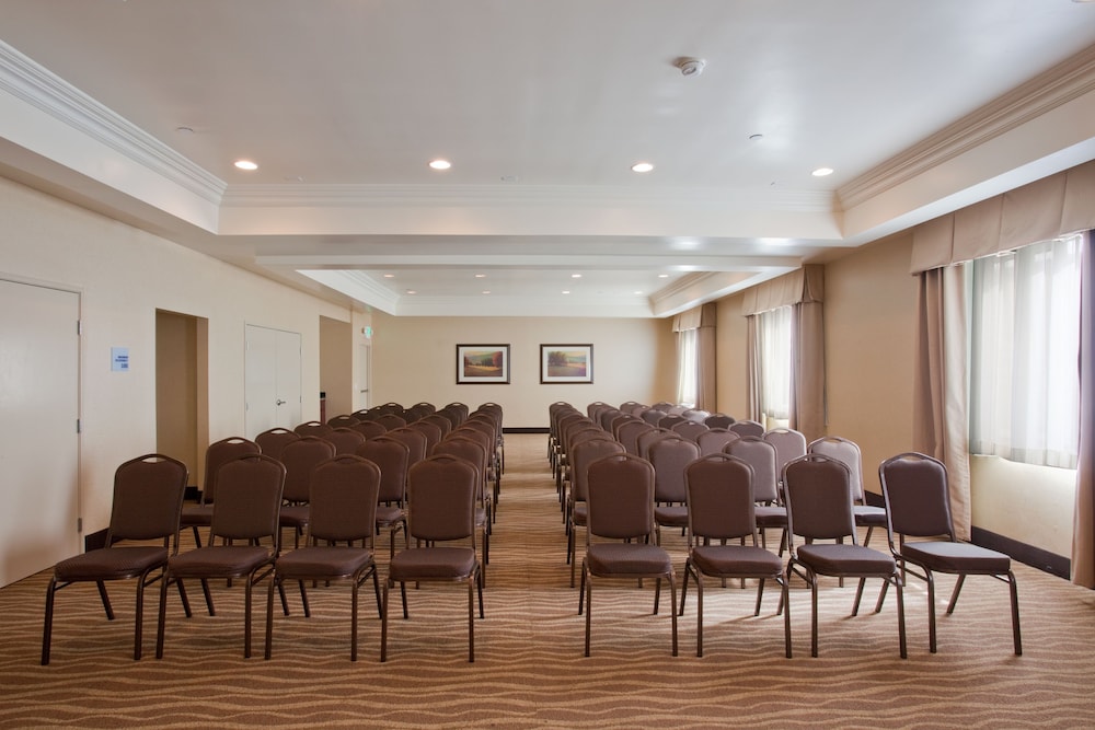 holiday inn express los angeles airport hawthorne by ihg