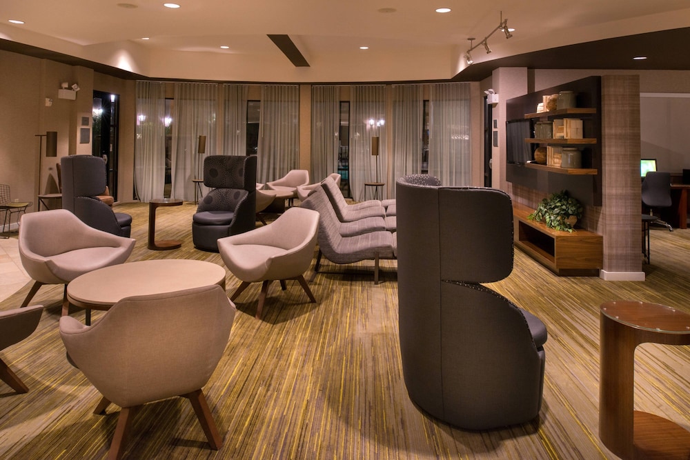 courtyard thousand oaks ventura county