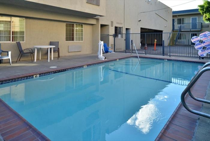 americas best value inn hollywood los angeles