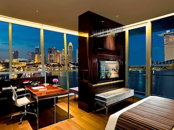 the fullerton bay hotel