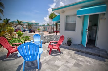 hollywood beachside boutique suites