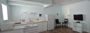 hollywood beachside boutique suites