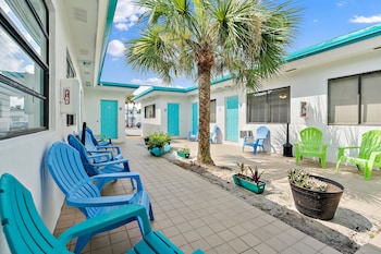 hollywood beachside boutique suites