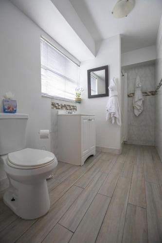 hollywood beach suites