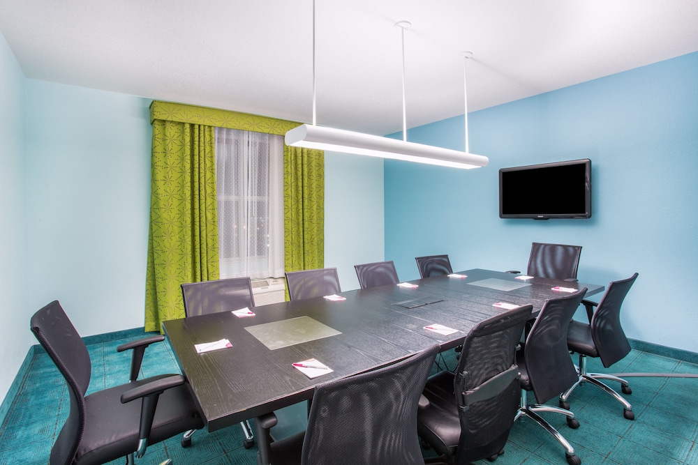 crowne plaza hotel fort lauderdale airport cruiseport by ihg