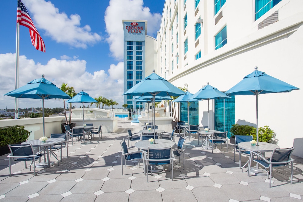 crowne plaza hotel fort lauderdale airport cruiseport by ihg