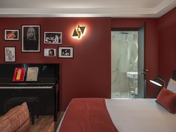 seven hotel paris