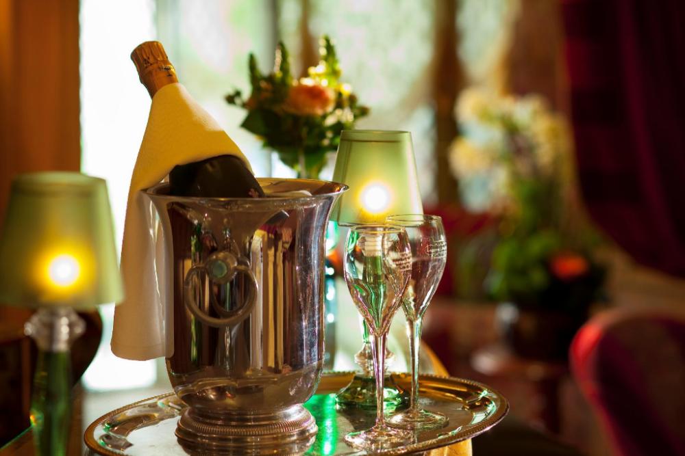 hotel chambiges elysees paris