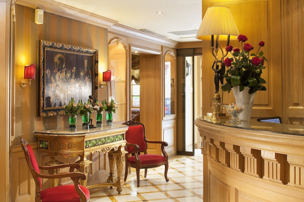 hotel chambiges elysees paris