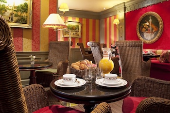 hotel chambiges elysees paris