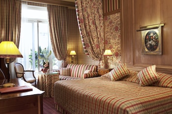 hotel chambiges elysees paris