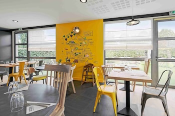 premiere classe hotel roissy aeroport cdg le mesnil amelot