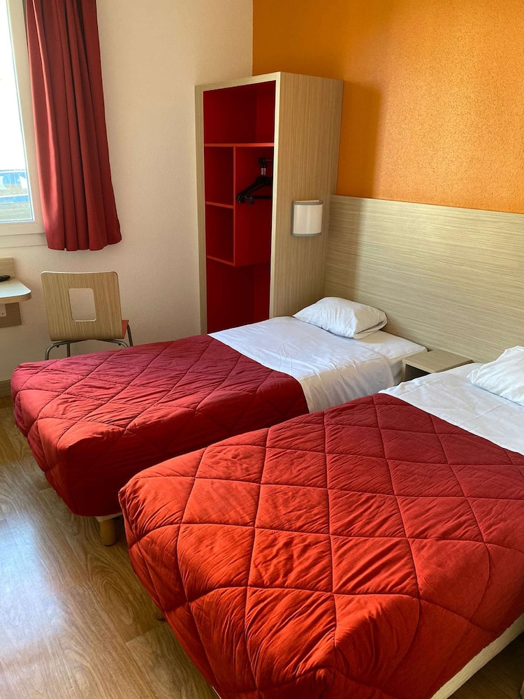 premiere classe hotel roissy aeroport cdg le mesnil amelot