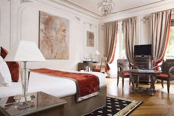 hotel de latour maubourg