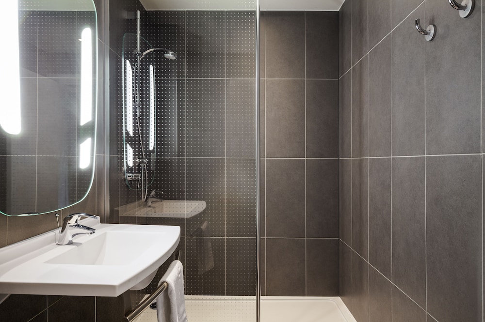 ibis paris gare du nord chateau landon 10eme