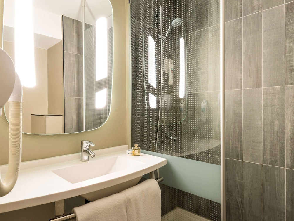 ibis paris gare du nord chateau landon 10eme