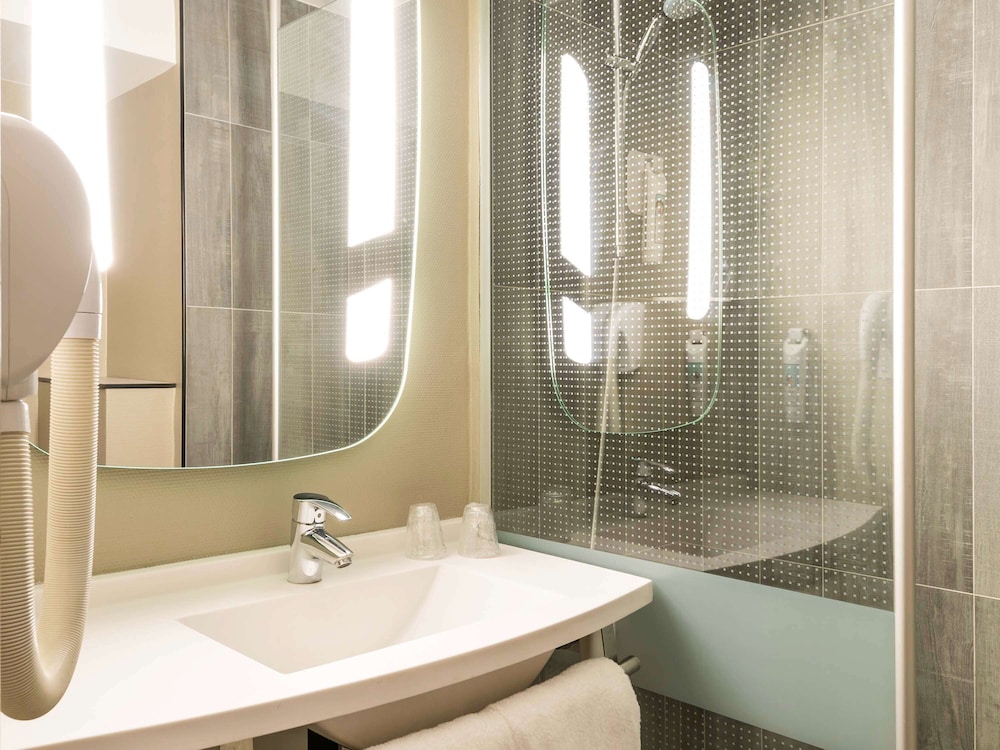 ibis paris gare du nord chateau landon 10eme