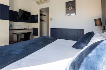 ibis styles paris pigalle montmartre