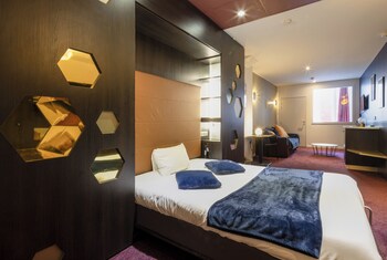 ibis styles paris pigalle montmartre