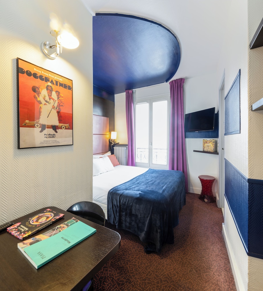 ibis styles paris pigalle montmartre