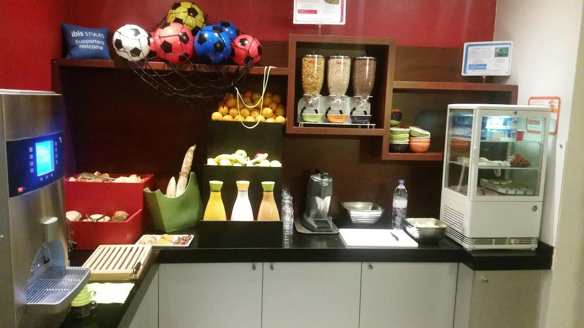 ibis styles paris pigalle montmartre