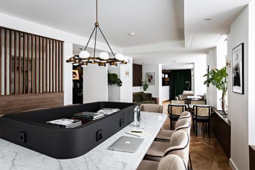 holiday inn paris elysees