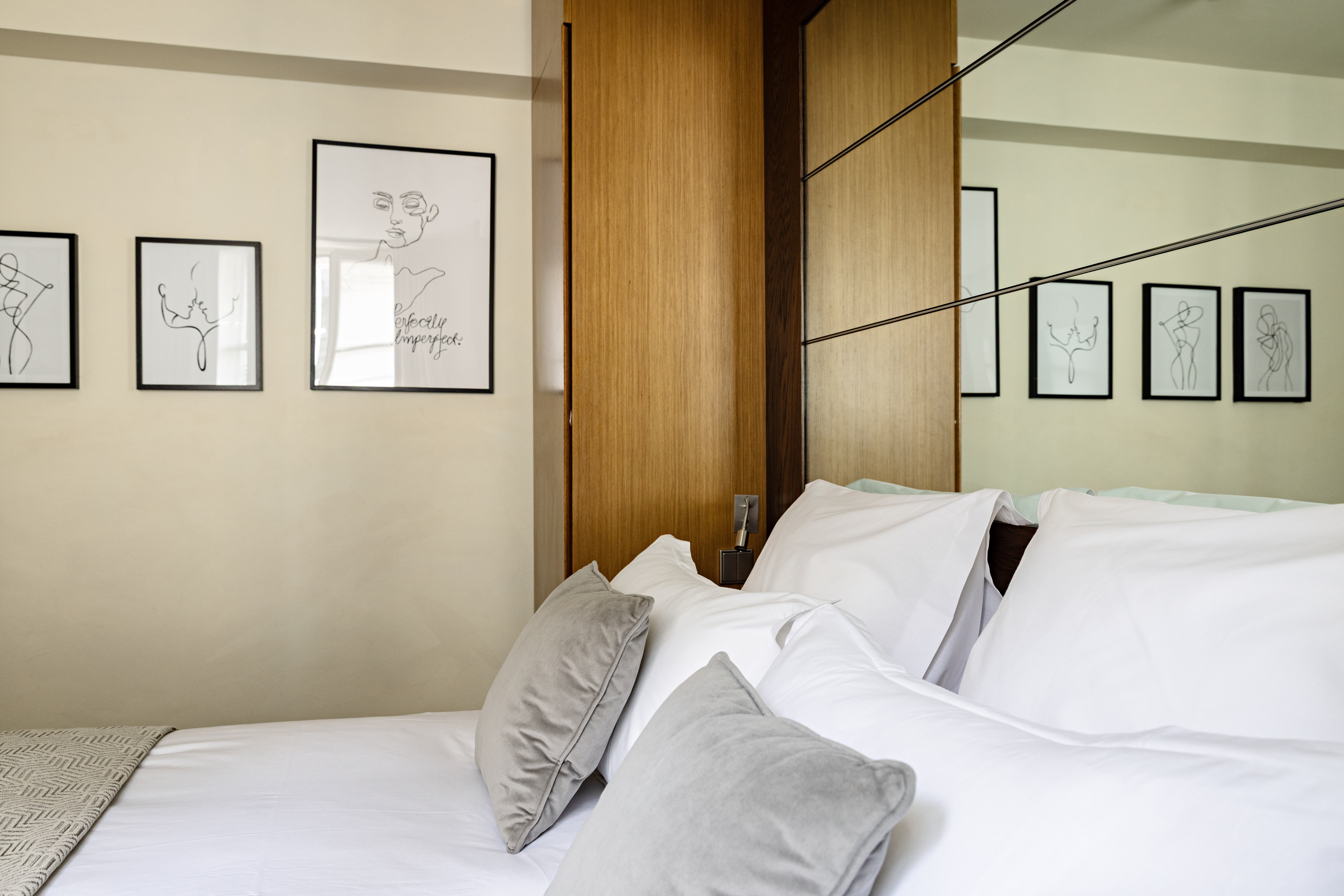 holiday inn paris elysees