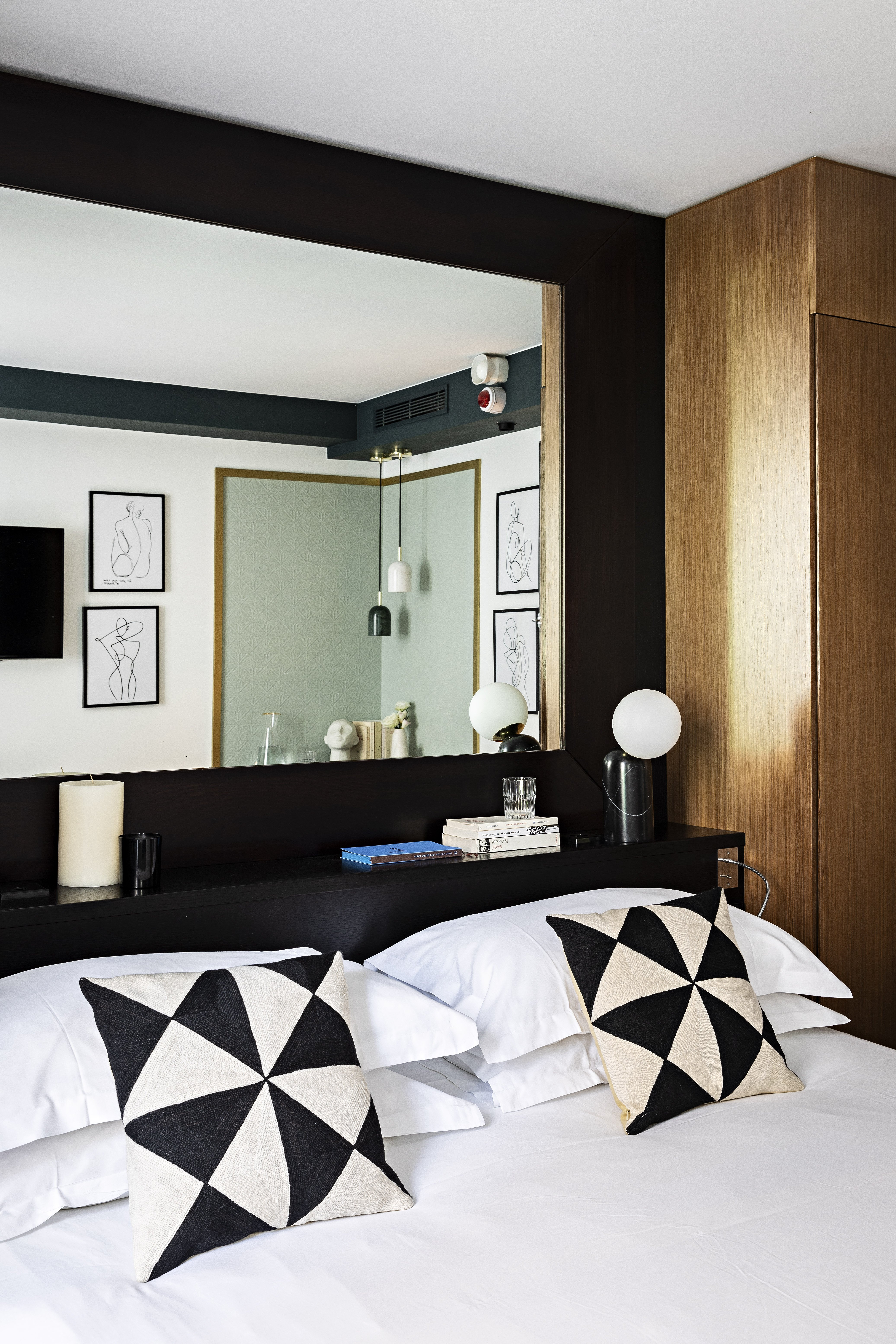 holiday inn paris elysees
