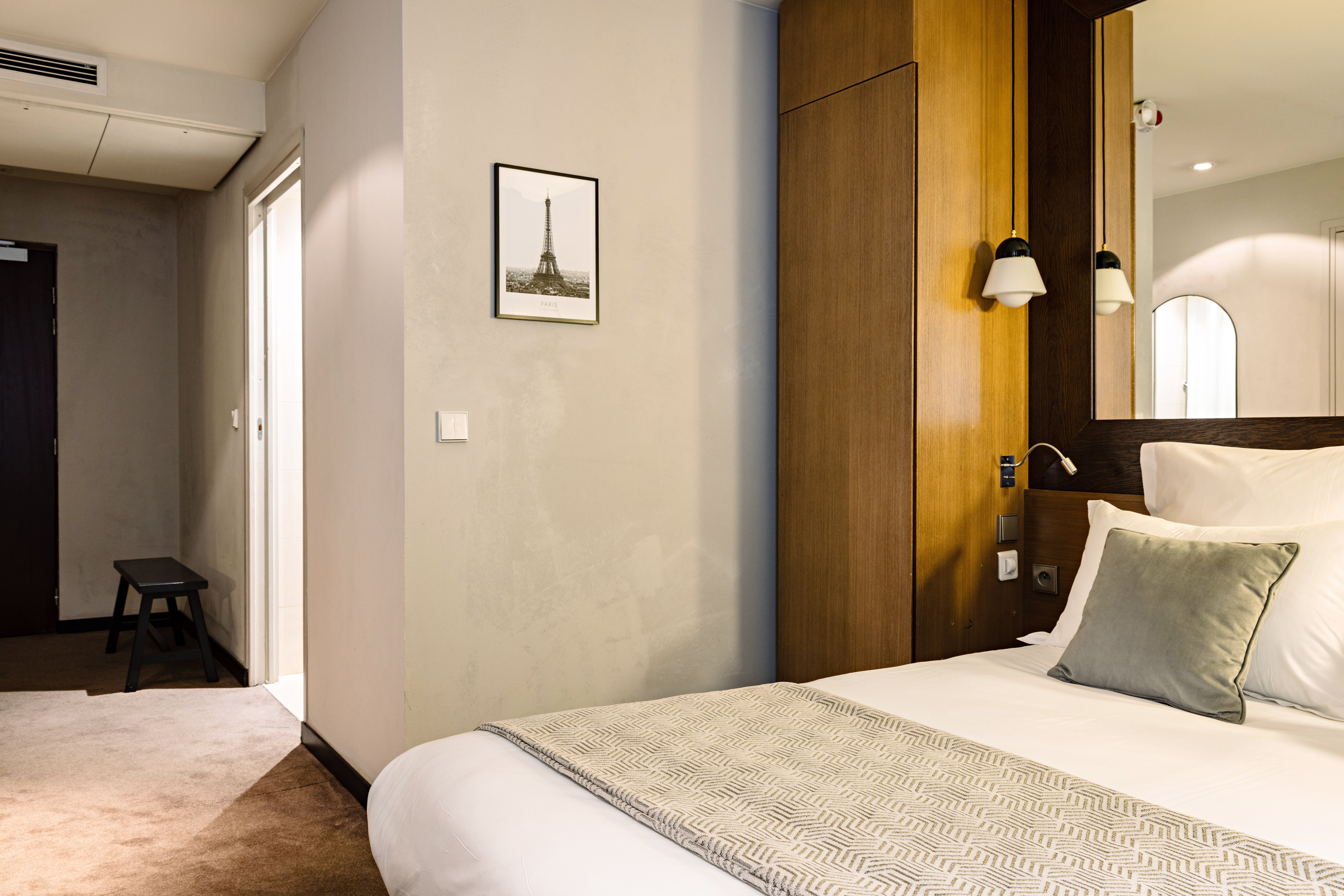 holiday inn paris elysees