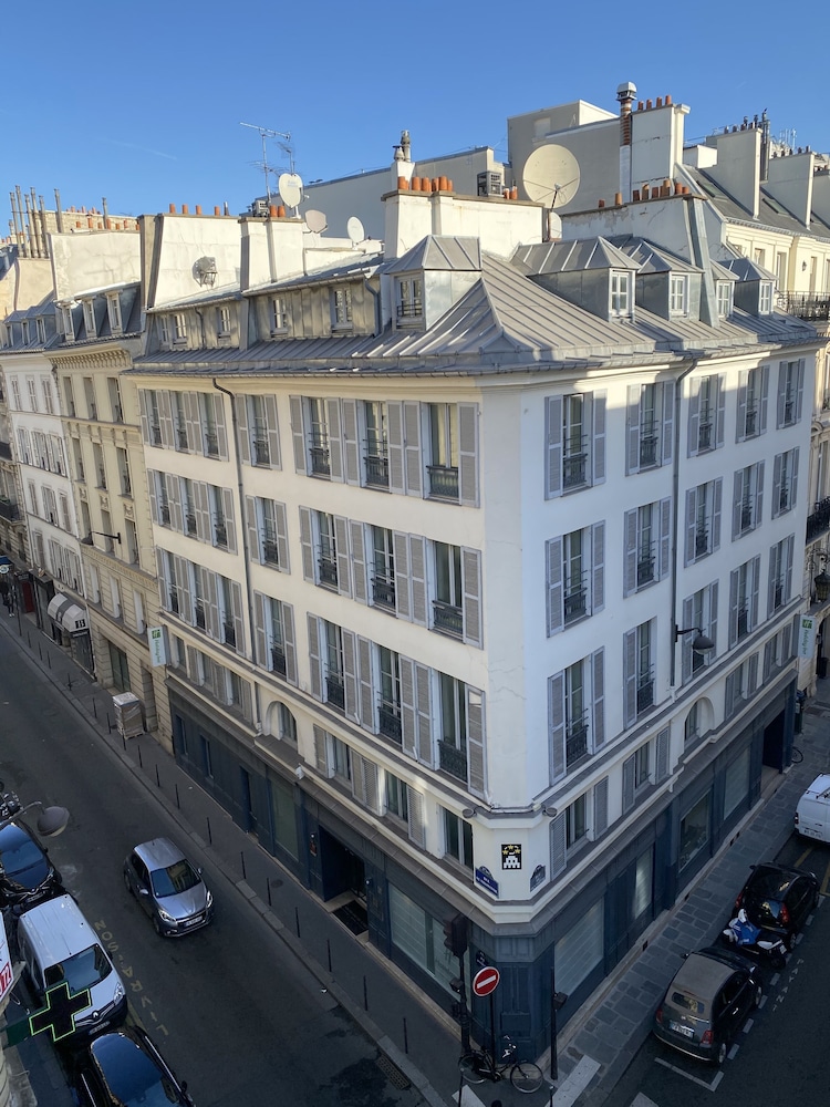 paris