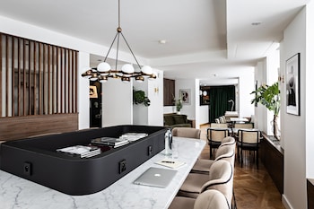 holiday inn paris elysees