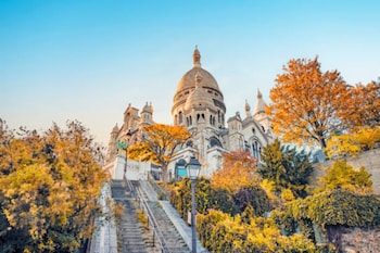 holiday inn paris elysees
