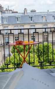 suites helzear champs elysees