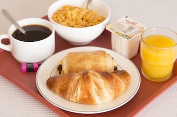 hipotel paris printania maraichers