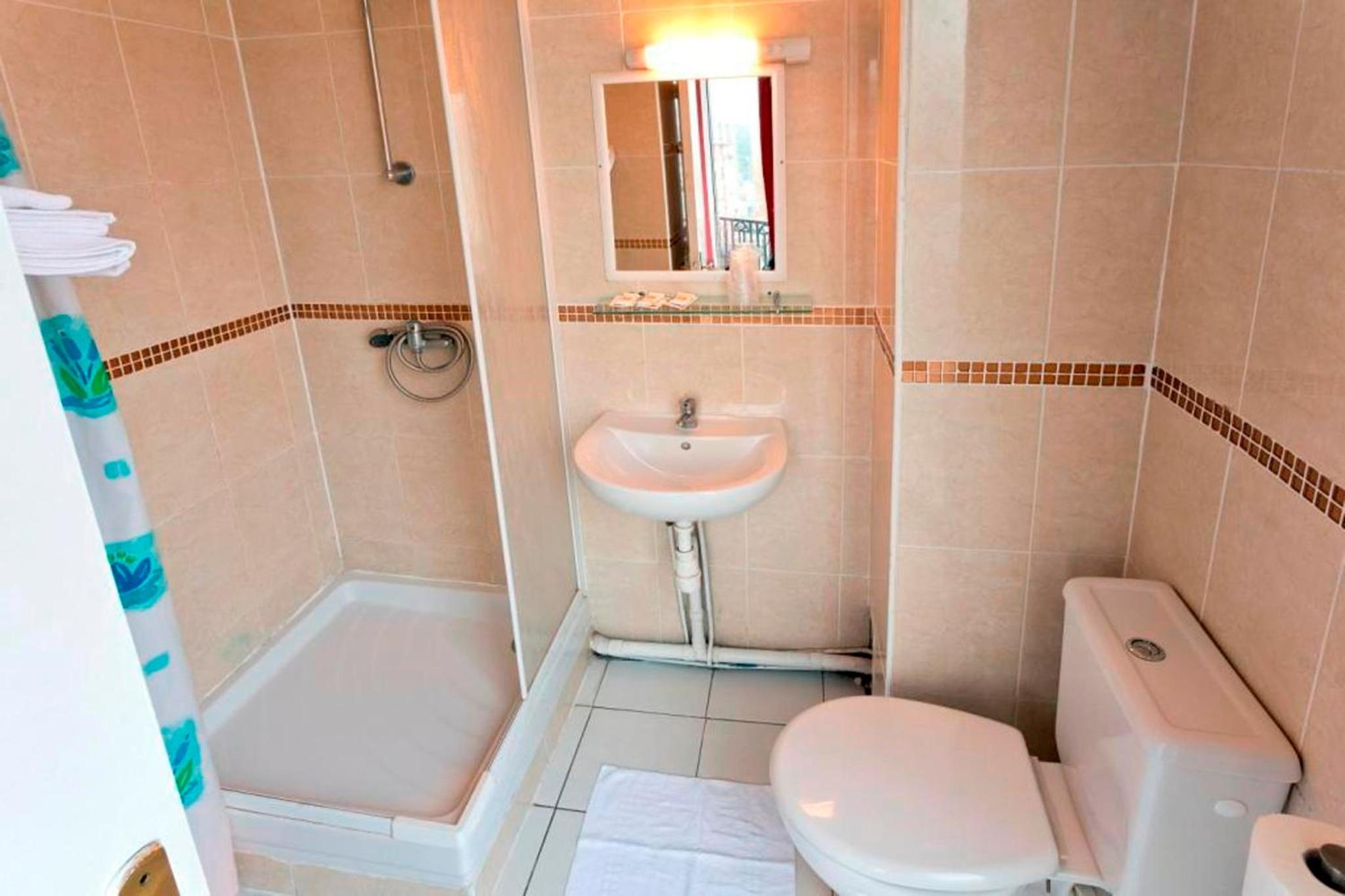 hipotel paris printania maraichers