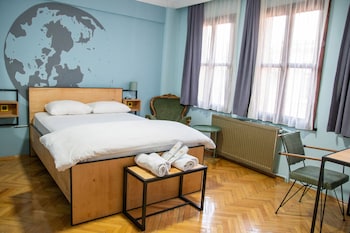 yolohostel