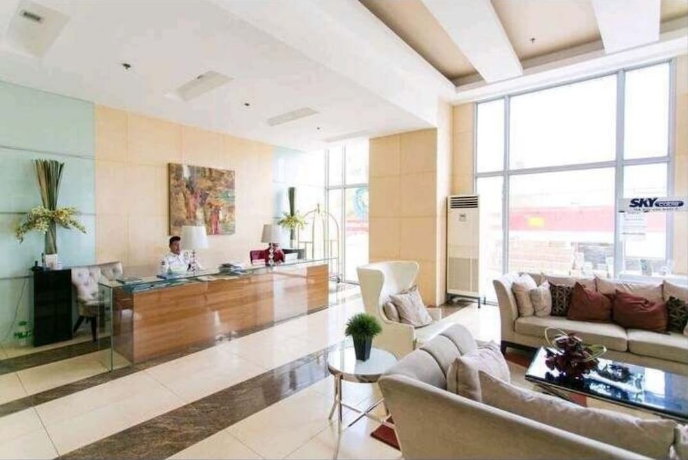 sunshine 100 tower city plaza