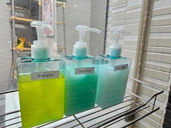 sunshine 100 tower city plaza