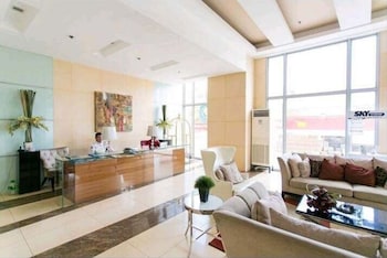 sunshine 100 tower city plaza