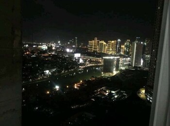 sunshine 100 tower city plaza