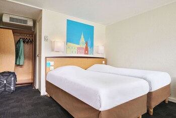 kyriad direct le bourget gonesse