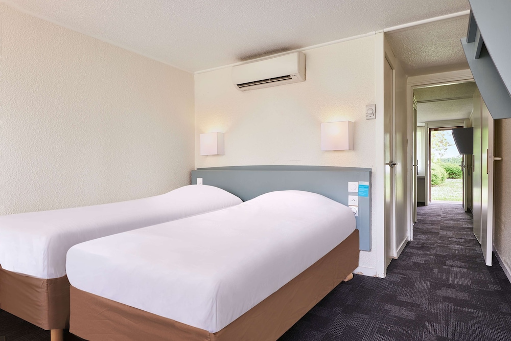 kyriad direct le bourget gonesse