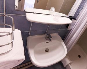 kyriad direct le bourget gonesse